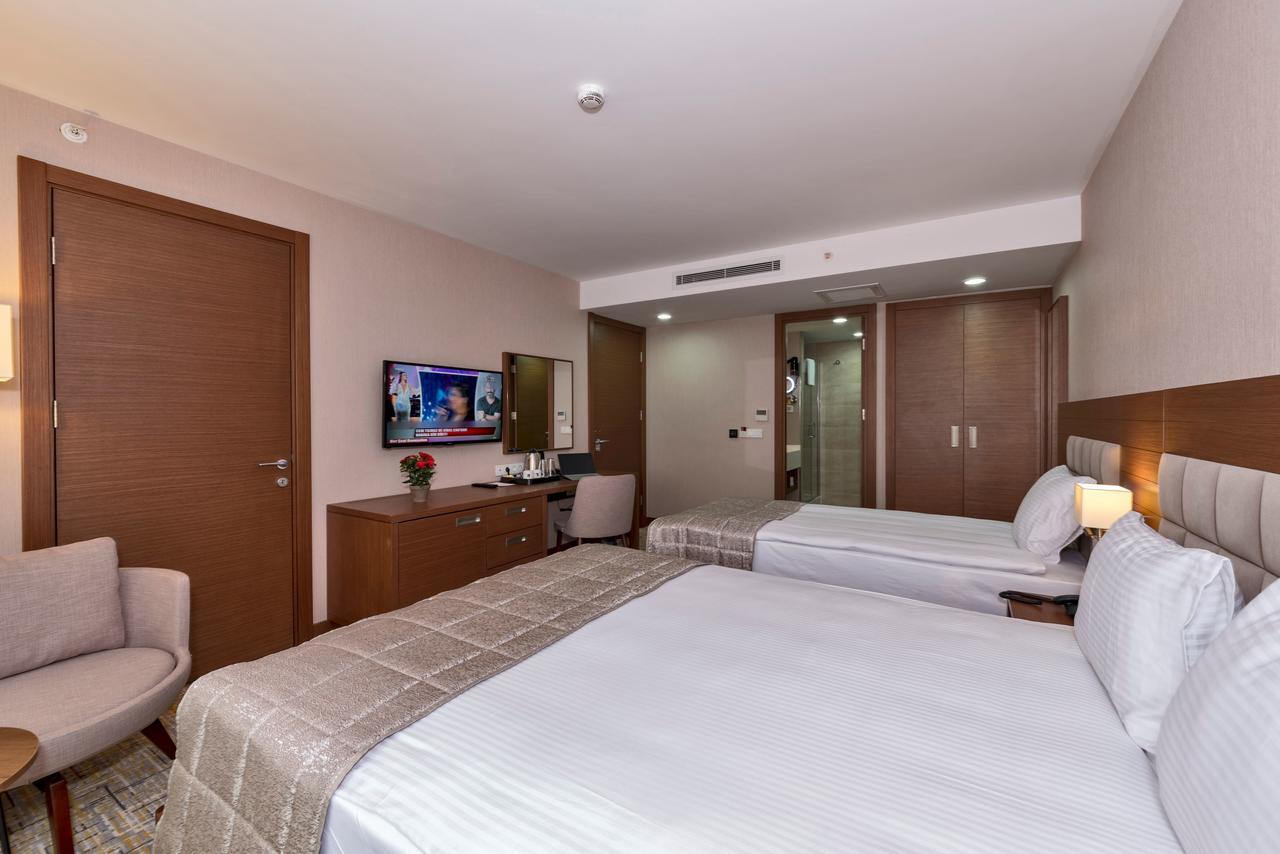 Land Park Hotel Istanbul Exteriör bild