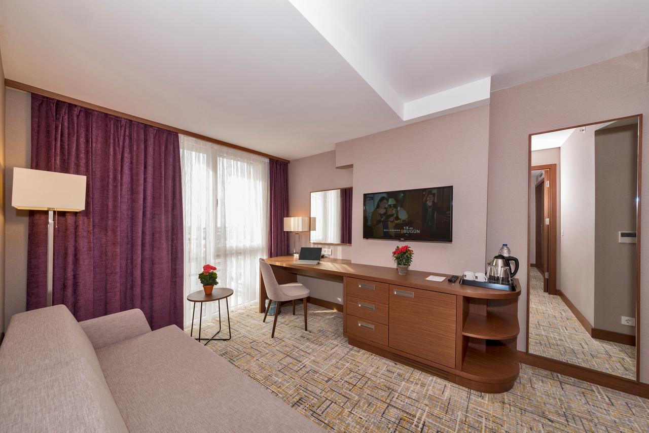 Land Park Hotel Istanbul Exteriör bild
