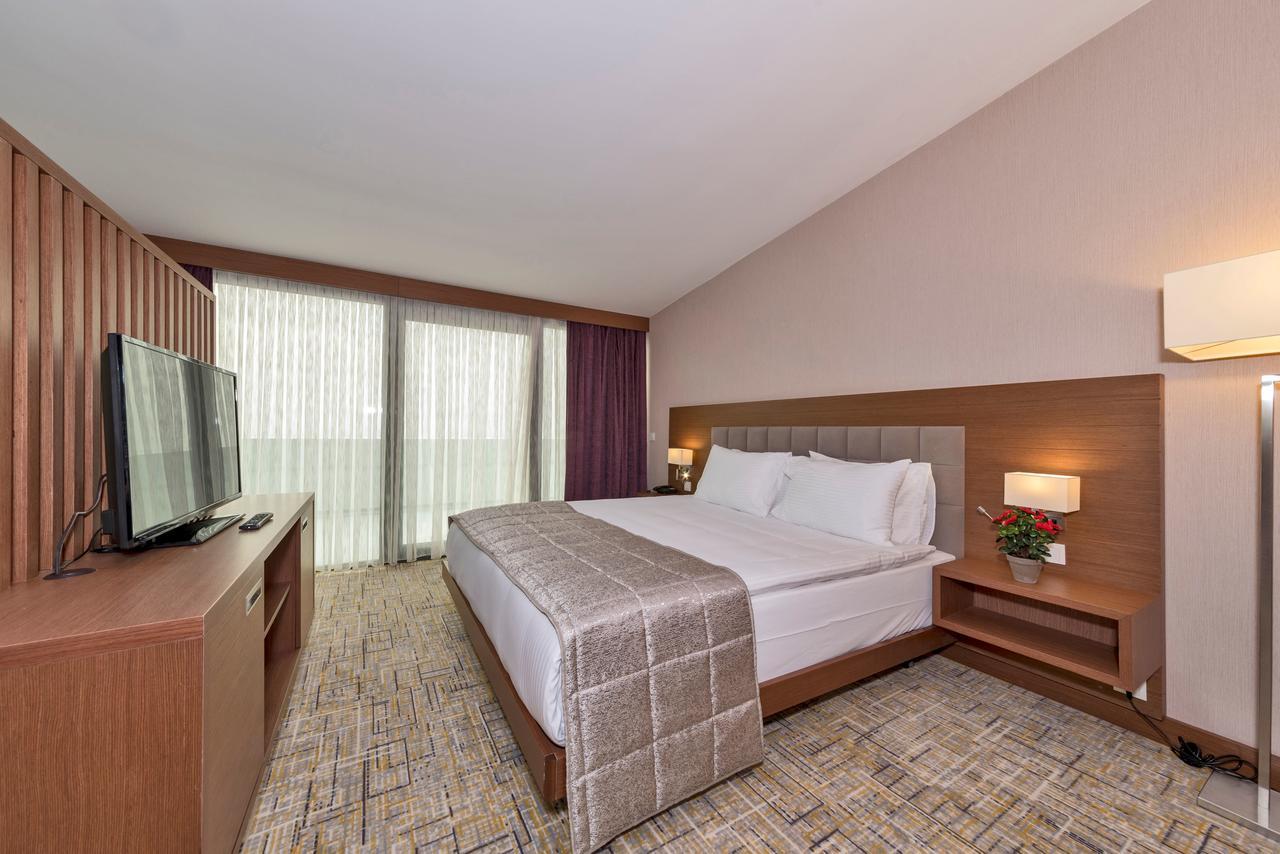 Land Park Hotel Istanbul Exteriör bild