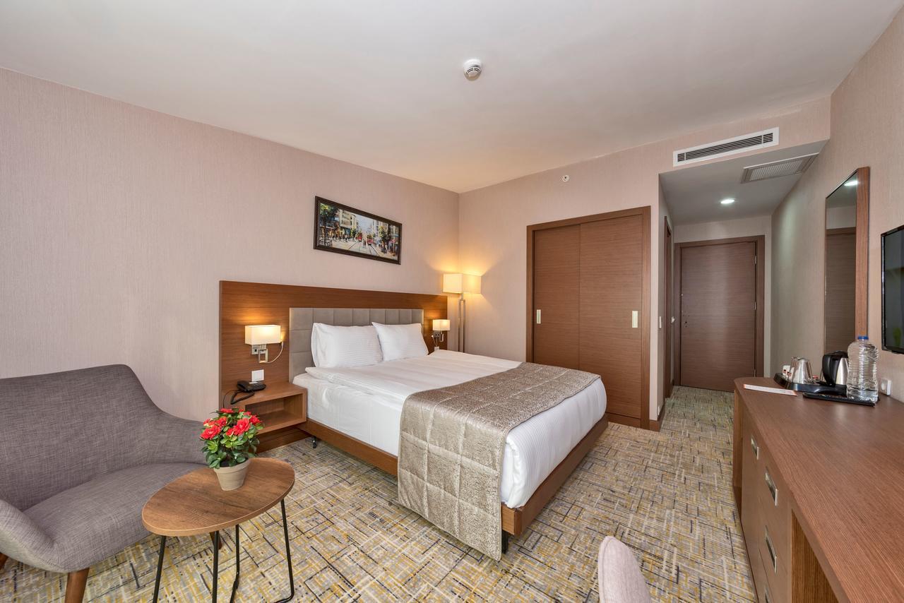Land Park Hotel Istanbul Exteriör bild